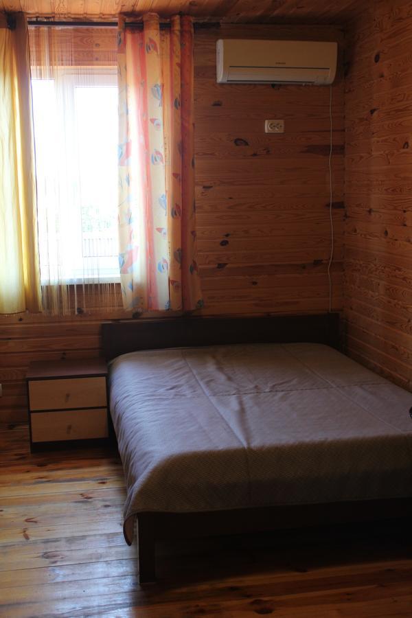 Hotel Hotel-complex Mizh Triokh Ozer